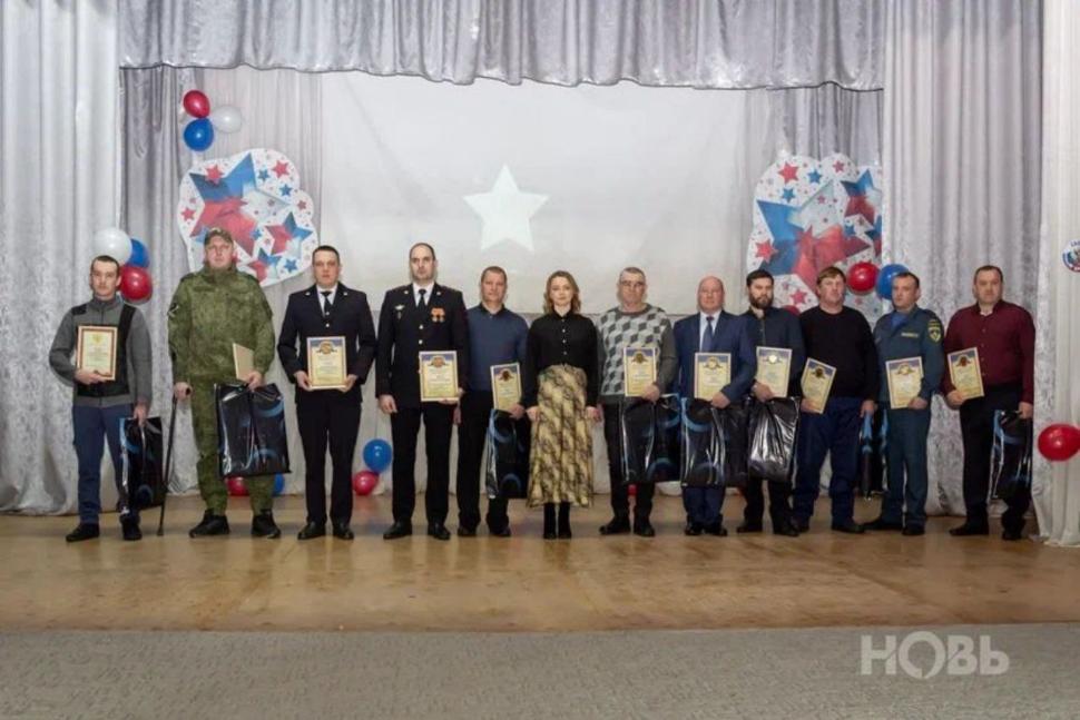 В районном Доме культуры состоялся праздничный концерт, посвященный Дню защитника Отечества