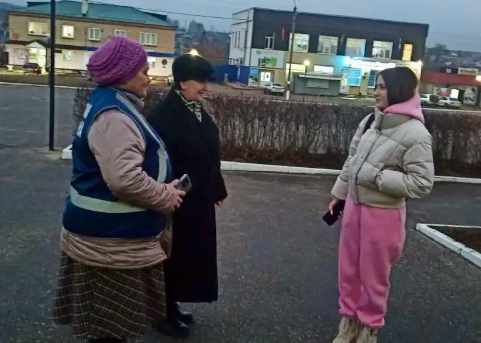 В селе Русский Камешкир членами народной дружины был проведен рейд В селе Русский Камешкир членами народной дружины был проведен рейд