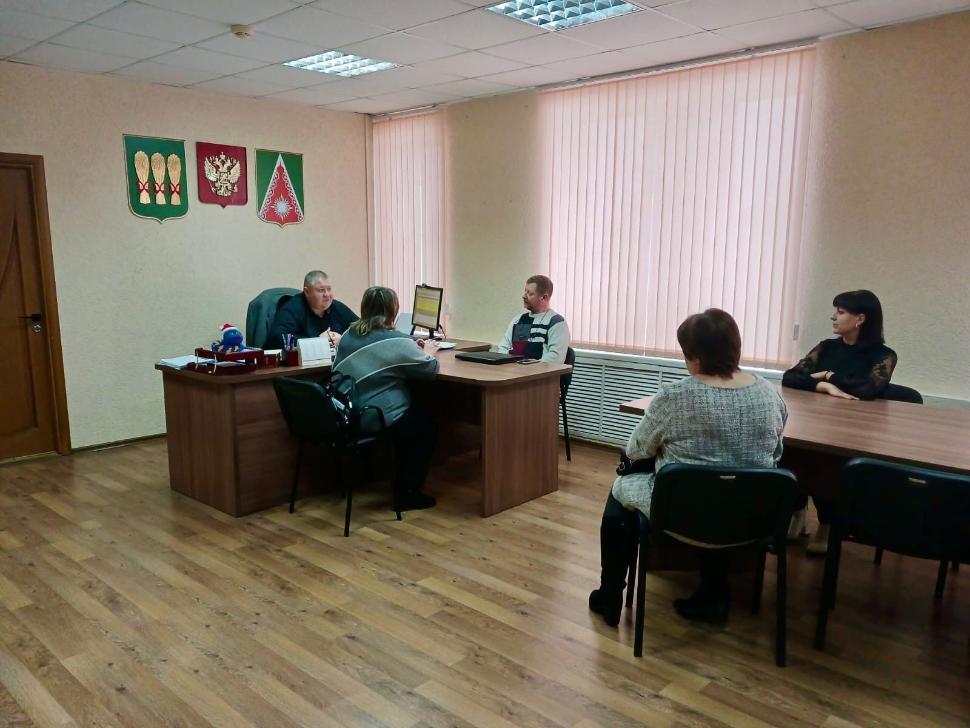 Глава Камешкирского района Дмитрий Мануковский провел личный приём граждан