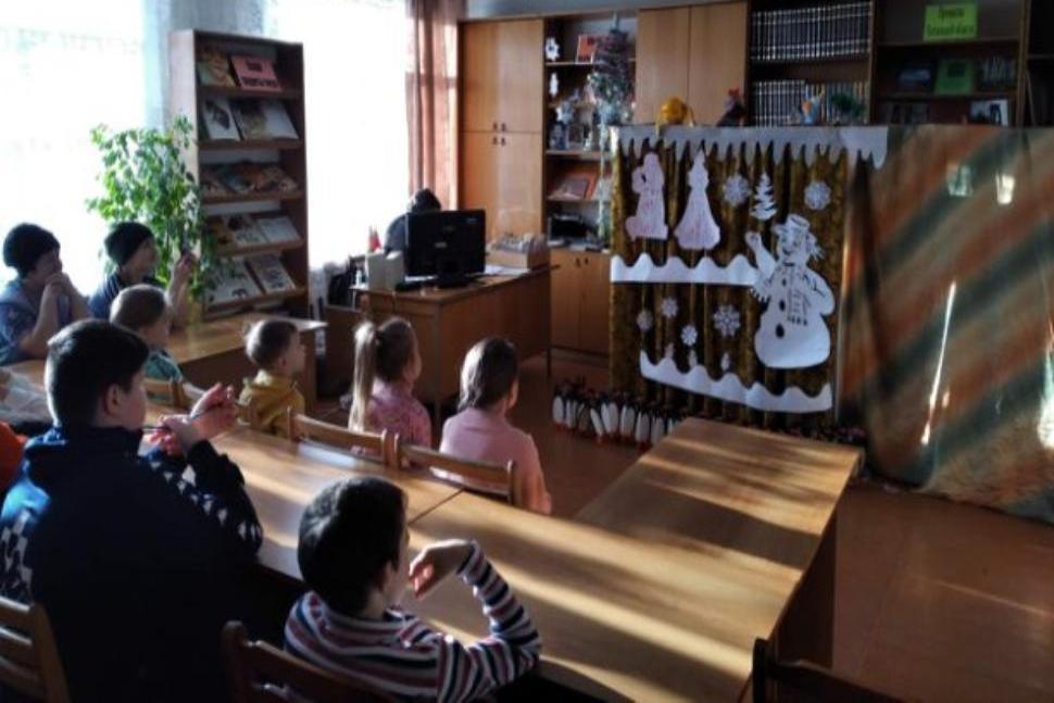 Кукольный спектакль «Приключения Рождественского колобка»  