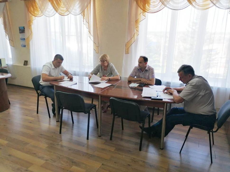 Глава администрации Камешкирского района Павел Мигин провел рабочее совещание Глава администрации Камешкирского района Павел Мигин провел рабочее совещание