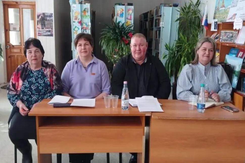 Глава Камешкирского района Дмитрий Мануковский принял  участие в  заседании расширенной сессии Комитета местного самоуправления Чумаевского  сельсовета