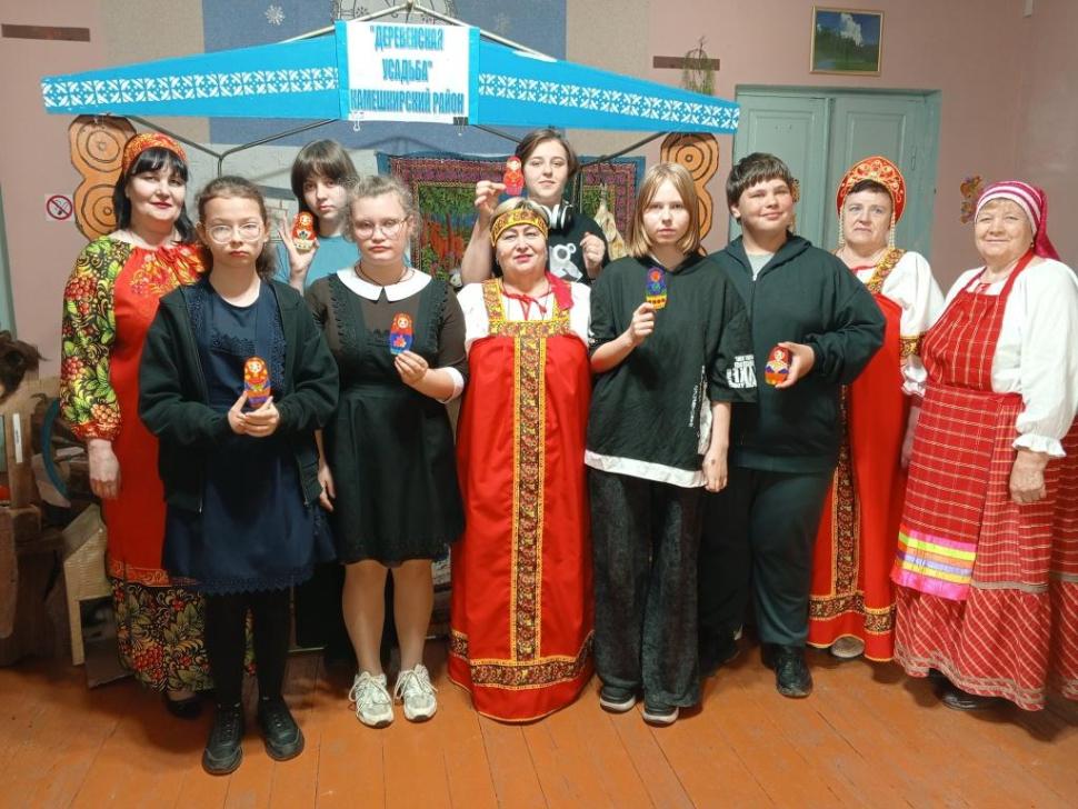 «В каждой избушке – свои игрушки»