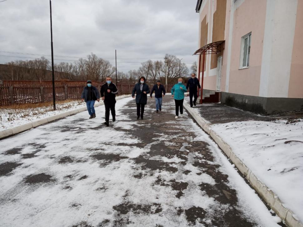 Сдача норм ГТО среди родительской общественности и взрослого населения