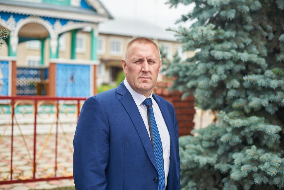 Поздравление Главы администрации Камешкирского района Сергея Коновалова с Днём физкультурника Поздравление Главы администрации Камешкирского района Сергея Коновалова с Днём физкультурника