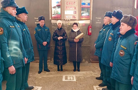 Глава Камешкирского района Ольга Белянина провела встречу с трудовым коллективом Пожарно-спасательной службы № 40 - Русский Камешкир Глава Камешкирского района Ольга Белянина провела встречу с трудовым коллективом Пожарно-спасательной службы № 40 - Русский Камешкир
