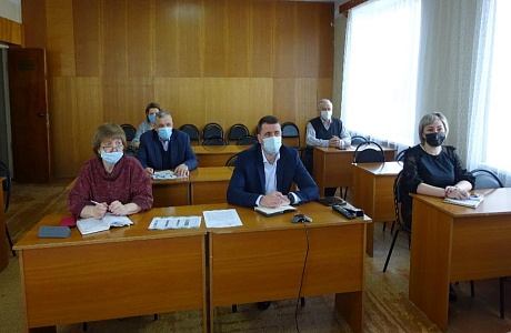 Глава администрации Камешкирского района Павел Мигин принял участие в совещании в режиме видеоконференцсвязи Глава администрации Камешкирского района Павел Мигин принял участие в совещании в режиме видеоконференцсвязи