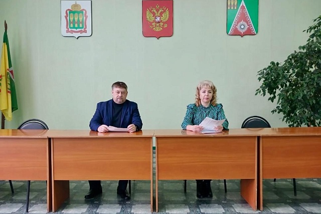 Заседание межведомственной комиссии по налогам и сборам, легализации бизнеса и теневой заработной платы на территории Камешкирского района Заседание межведомственной комиссии по налогам и сборам, легализации бизнеса и теневой заработной платы на территории Камешкирского района
