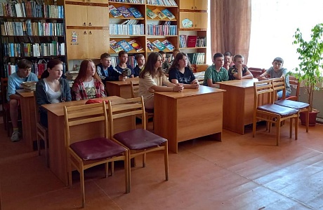 Экологический час "Зеленый мир родной природы"