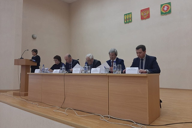 Делегация Камешкирского района приняла участие в заседании межведомственной комиссии по налогам и сборам Пензенской области Делегация Камешкирского района приняла участие в заседании межведомственной комиссии по налогам и сборам Пензенской области