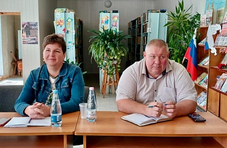Глава Камешкирского района Дмитрий Мануковский провел выездной сход граждан в Чумаевском сельсовете