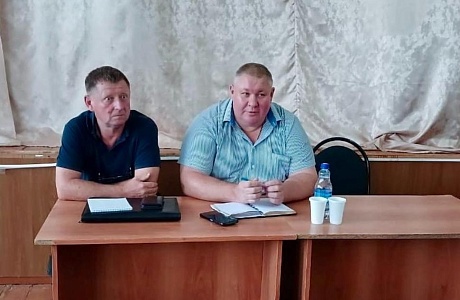 Глава Камешкирского района Дмитрий Мануковский  провел выездной сход граждан в Лапшовском сельсовете