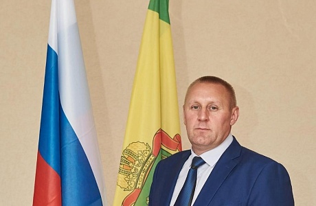И.о. Главы администрации Камешкирского района Сергей Коновалов поздравляет с Днем работников дорожного хозяйства