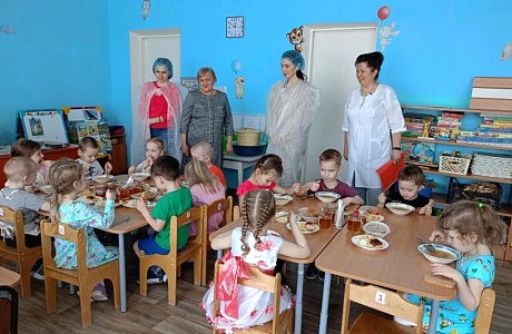 В детском саду прошел родительский контроль по организации питания 