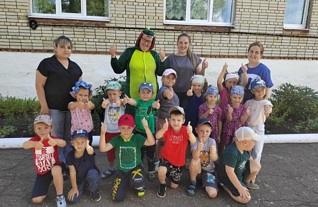 Спортивные соревнования «Весёлые старты» Спортивные соревнования «Весёлые старты»