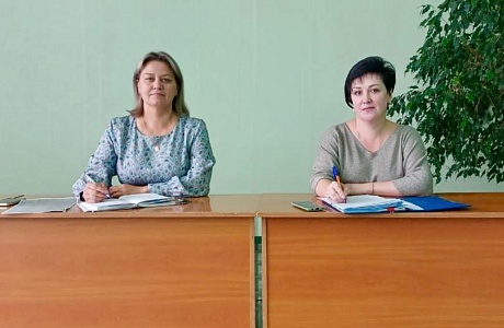 В администрации Камешкирского района прошло очередное заседание комиссии по делам несовершеннолетних и защите их прав В администрации Камешкирского района прошло очередное заседание комиссии по делам несовершеннолетних и защите их прав