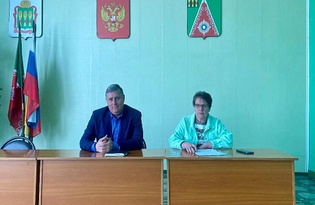 В здании администрации района проведено заседание межведомственной комиссии по налогам и сборам В здании администрации района проведено заседание межведомственной комиссии по налогам и сборам