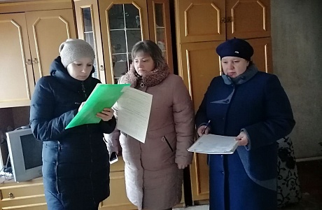 Состоялся выезд межведомственной комиссии по назначению и выплате государственной социальной помощи на основании социального контракта в с. Русский Камешкир