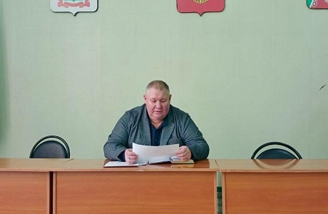 Глава Камешкирского района Дмитрий Мануковский провел оперативное совещание