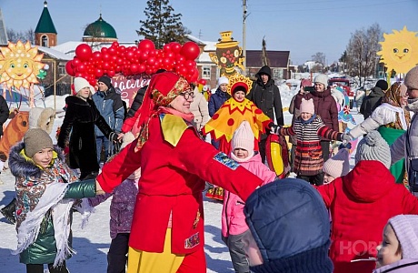 На центральной площади села Русский Камешкир прошло яркое и запоминающееся народное празднование, посвящённое Масленице На центральной площади села Русский Камешкир прошло яркое и запоминающееся народное празднование, посвящённое Масленице