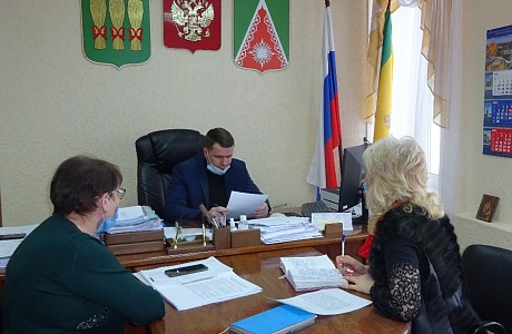 Глава администрации Камешкирского района Павел Мигин провел заседание комиссии межведомственной комиссии по налогам и сборам в режиме видеоконференцсвязи Глава администрации Камешкирского района Павел Мигин провел заседание комиссии межведомственной комиссии по налогам и сборам в режиме видеоконференцсвязи