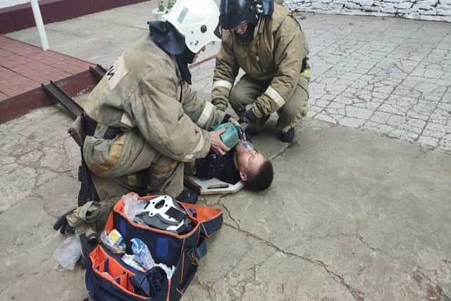 Сотрудники МЧС Камешкирского района ликвидировали пожар Сотрудники МЧС Камешкирского района ликвидировали пожар
