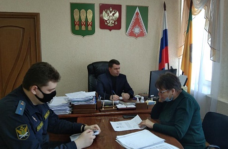 Глава администрации Камешкирского района Павел Мигин провел заседание комиссии межведомственной комиссии по налогам и сборам в режиме видеоконференцсвязи Глава администрации Камешкирского района Павел Мигин провел заседание комиссии межведомственной комиссии по налогам и сборам в режиме видеоконференцсвязи