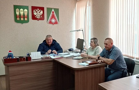 Глава Камешкирского района Дмитрий Мануковский провел рабочее совещание