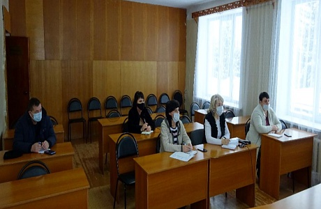 В администрации Камешкирского района состоялось совещание в режиме видеоконференцсвязи