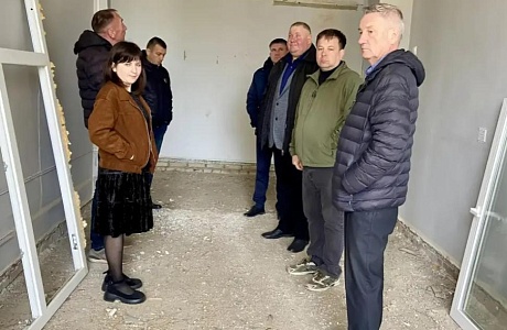 Министр культуры и туризма Пензенской области Сергей Бычков посетили Камешкирский дом культуры Министр культуры и туризма Пензенской области Сергей Бычков посетили Камешкирский дом культуры