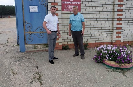 Глава администрации Камешкирского района Павел Мигин с рабочей поездкой посетил предприятие ООО "Камешкиравтодорсервис"