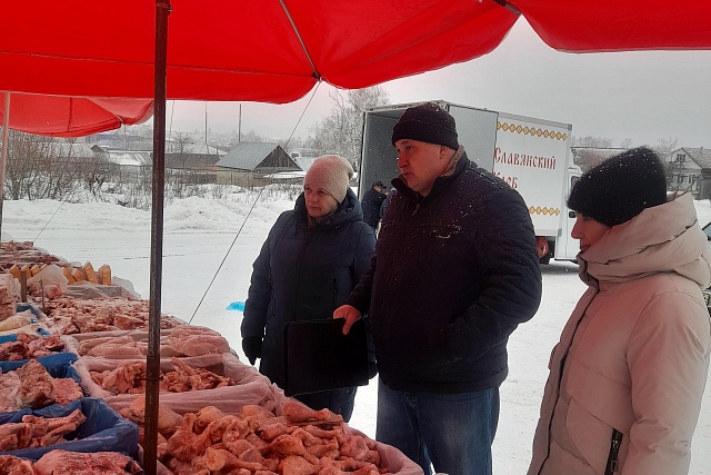 В Камешкирском районе проведен рейд по выявлению фактов нарушений при реализации птицы  и птицеводческой продукции