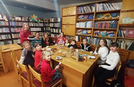 Семейный праздник «Мама первое слово, главное слово в нашей судьбе» 