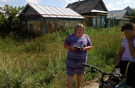    Специалистами комплексного центра социального обслуживания населения проведен рейд по профилактике нарушений ПДД детьми -велосипедистами 