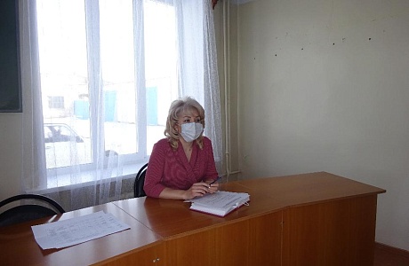  Начальник отдела экономики, сельского хозяйства, продовольствия Людмила Кандрашина провела заседание комиссии межведомственной комиссии по налогам и сборам