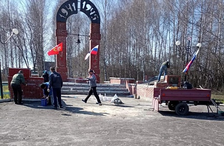 В селе Дубровки закончен ремонт памятника героям Великой Отечественной войны 1941-1945 г.г.