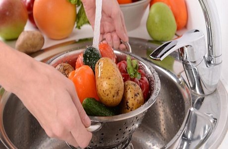 Как правильно мыть продукты?