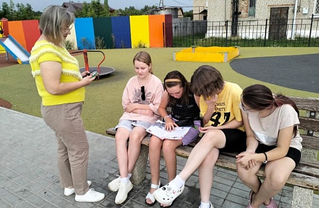 Уличная акция «Успей прочитать за 60 секунд»
