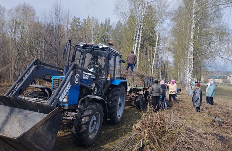 В Камешкирском районе состоялся субботник по благоустройству и санитарной очистке территорий населенных пунктов В Камешкирском районе состоялся субботник по благоустройству и санитарной очистке территорий населенных пунктов