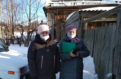 Cотрудники Комплексного центра социального обслуживания населения Камешкирского района посетили семьи
