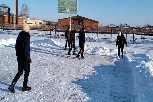 В с. Пёстровка прошла акция "Зимние забавы" В с. Пёстровка прошла акция "Зимние забавы"