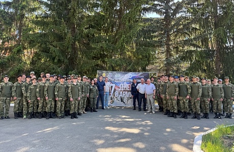 Десятиклассники стали участниками патриотических военно-спортивных сборов «Семь дней в армии» 
