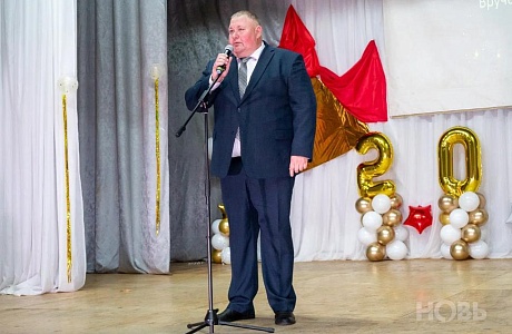 Выпускники средней школы села Русский Камешкир
