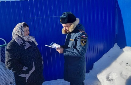 Межведомственные группы на территории Камешкирского района продолжают разъяснительную работу среди населения, доводя основные требования пожарной безопасности