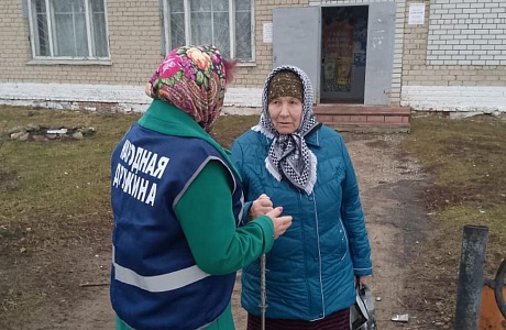 Дружинники Камешкирского района провели рейд, направленный на пресечение незаконной торговли алкоголем и табачными изделиями на территории района