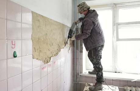 В Камешкирской участковой больнице идет капитальный ремонт приемного отделения