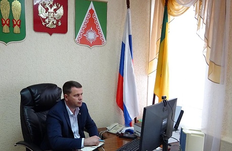  Глава администрации Камешкирского района Павел Мигин принял участие в заседании 