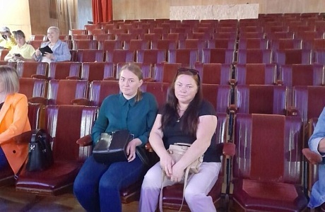 Семинар-практикум для руководителей вокальных коллективов клубно-досуговых учреждений Семинар-практикум для руководителей вокальных коллективов клубно-досуговых учреждений