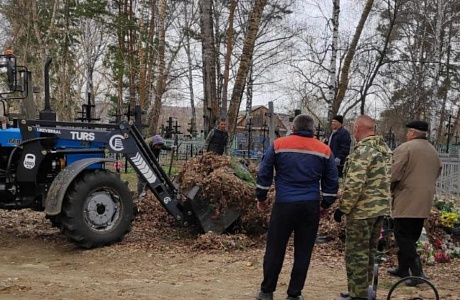  Благоустройство кладбищ в селе Русский Камешкир