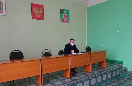  Глава администрации  Камешкирского района Павел Мигин  провел совещание по вопросам  профилактики коронавирусной инфекции